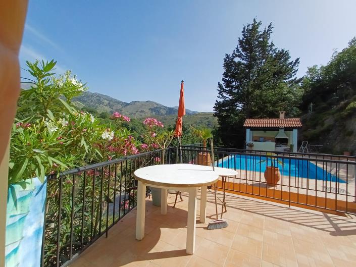 Image No.10-Villa de 2 chambres à vendre à Theriso