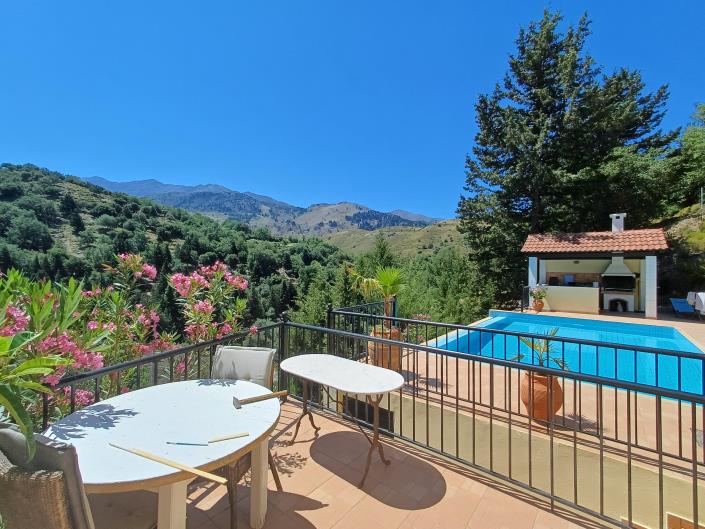 Image No.11-Villa de 2 chambres à vendre à Theriso