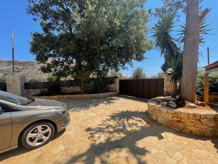 Image No.2-2 Bed House for sale