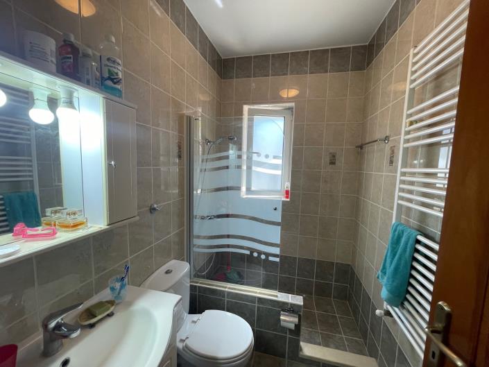 Image No.17-2 Bed House for sale