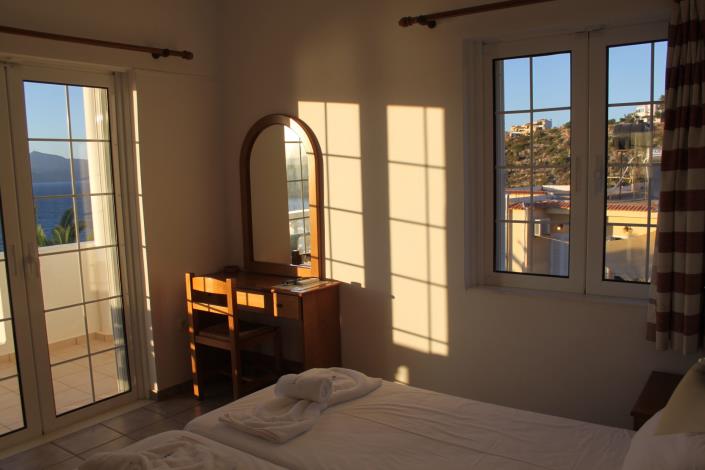 Image No.15-11 Bed Hotel for sale