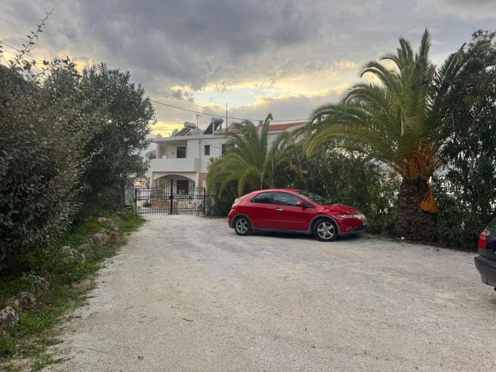 Image No.41-11 Bed Hotel for sale