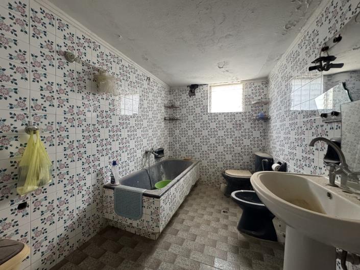 Image No.6-3 Bed Apartment for sale