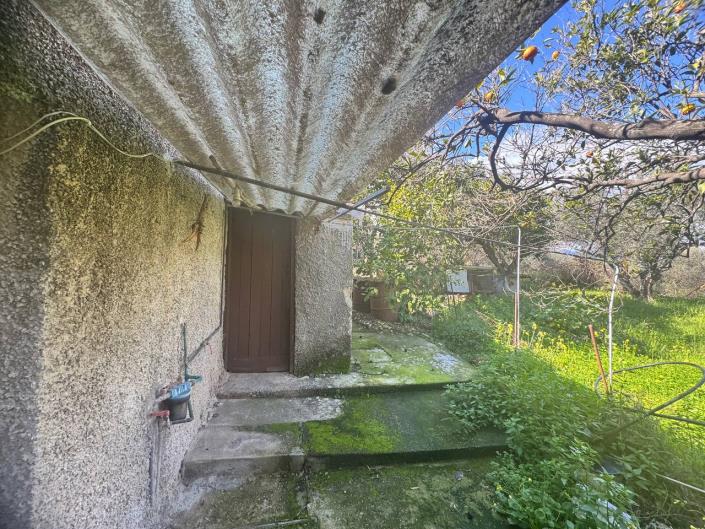 Image No.18-3 Bed House for sale