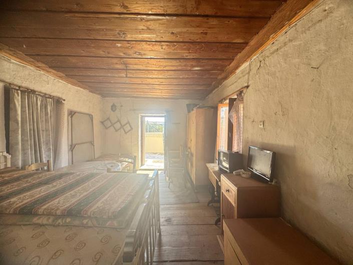 Image No.41-3 Bed House for sale