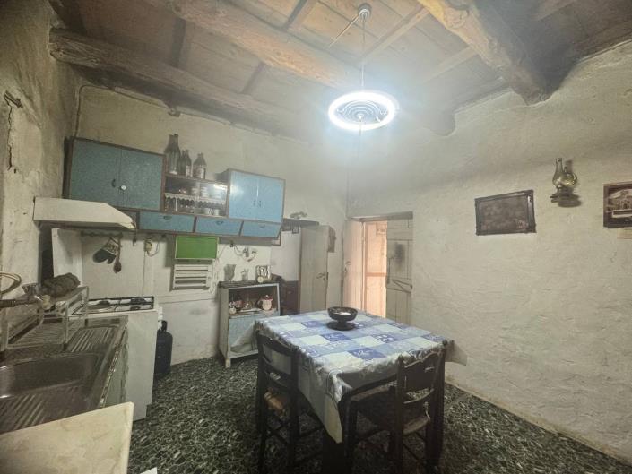 Image No.48-3 Bed House for sale