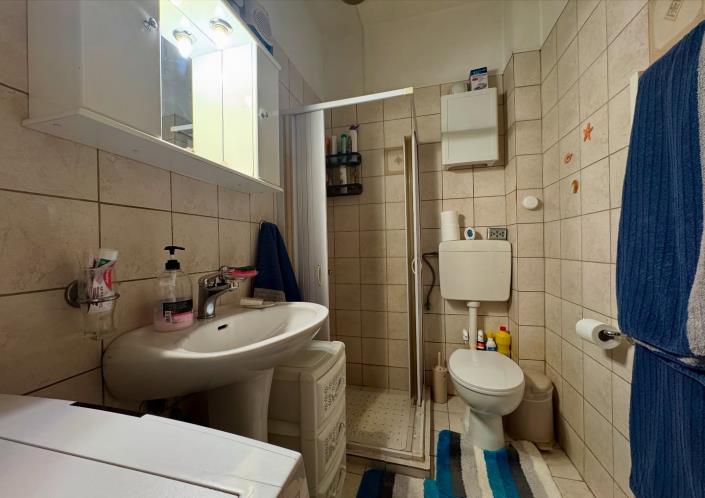 Image No.12-1 Bed Apartment for sale