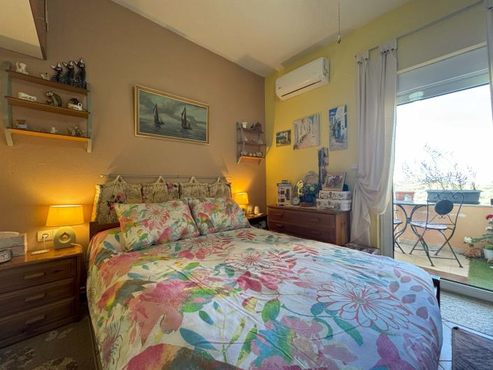 Image No.17-1 Bed Apartment for sale