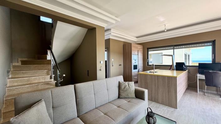 Image No.3-5 Bed House/Villa for sale