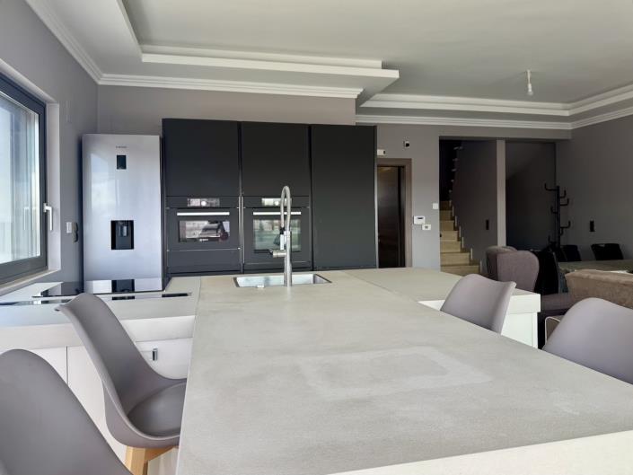 Image No.13-5 Bed House/Villa for sale