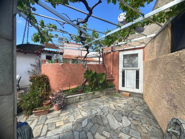 Image No.17-2 Bed House for sale