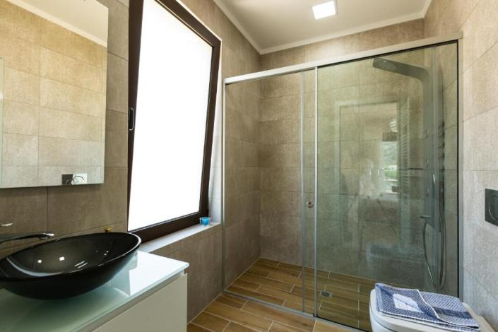 Image No.18-5 Bed House/Villa for sale