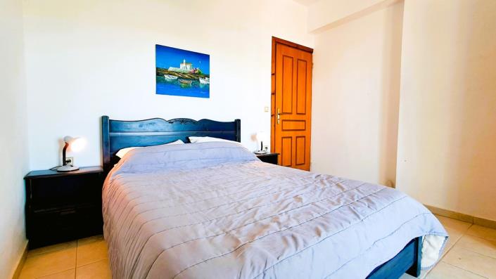 Image No.5-2 Bed House for sale