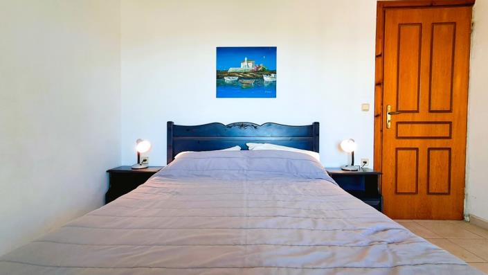 Image No.6-2 Bed House for sale