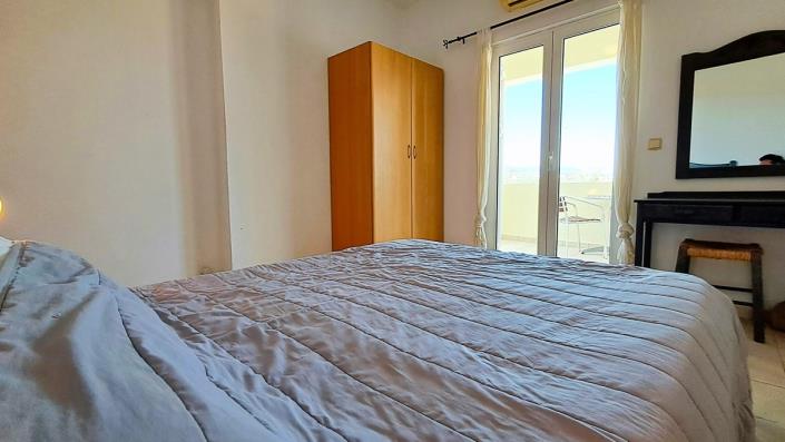 Image No.7-2 Bed House for sale