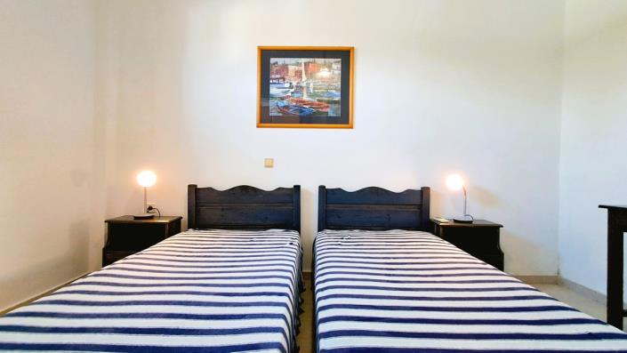 Image No.13-2 Bed House for sale