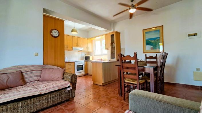 Image No.26-2 Bed House for sale