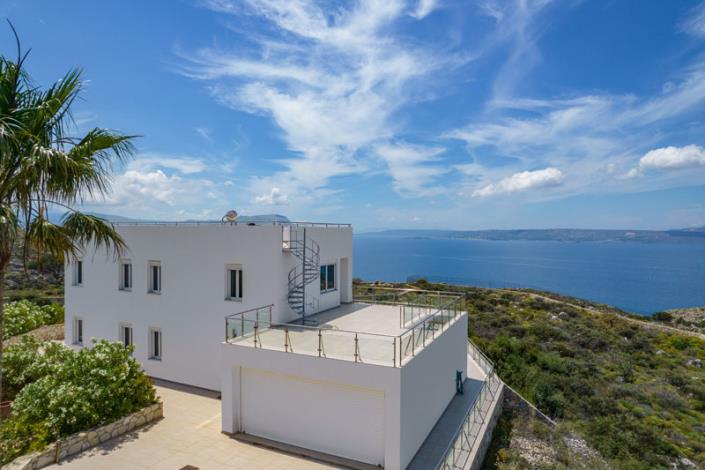 Image No.1-3 Bed Villa for sale