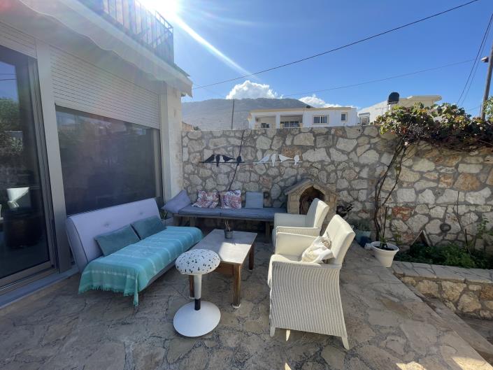 Image No.4-4 Bed House for sale