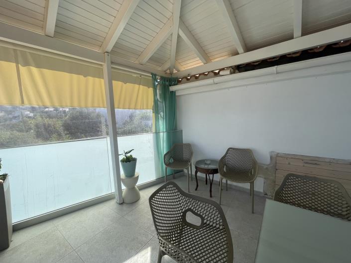 Image No.20-4 Bed House for sale