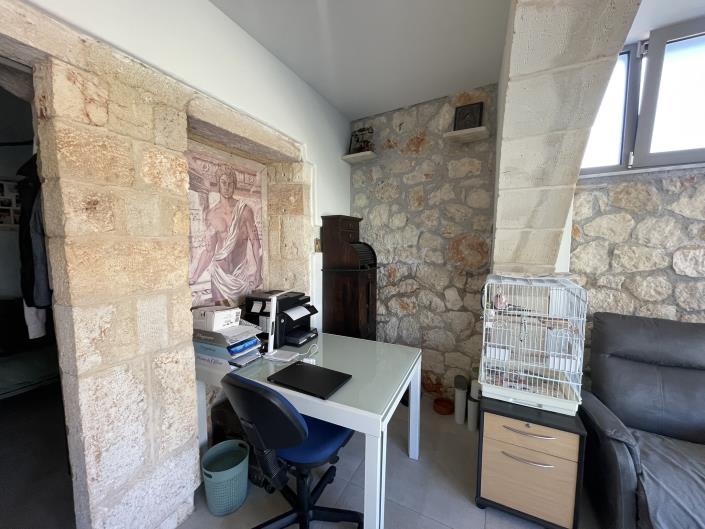 Image No.30-4 Bed House for sale