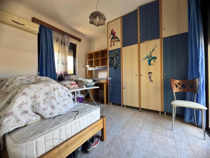 Image No.8-3 Bed House for sale