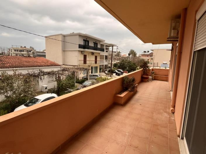 Image No.18-3 Bed Apartment for sale