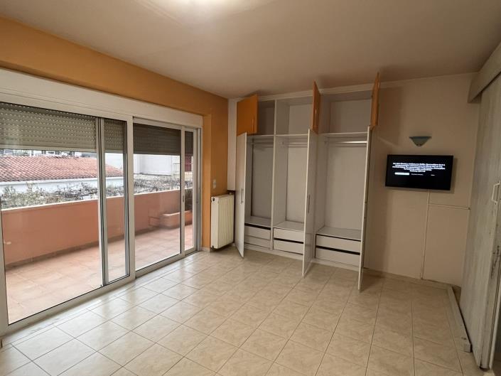 Image No.21-3 Bed Apartment for sale