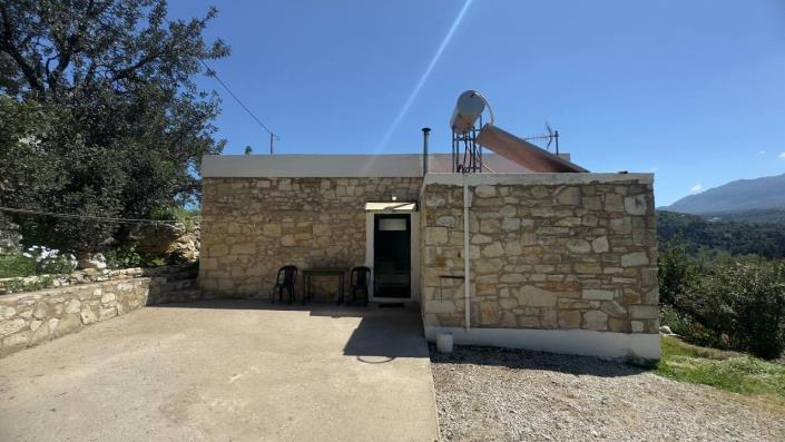 Image No.10-1 Bed House for sale