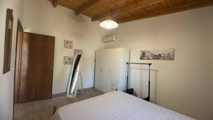 Image No.15-1 Bed House for sale