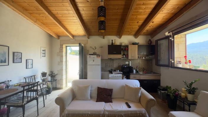 Image No.21-1 Bed House for sale