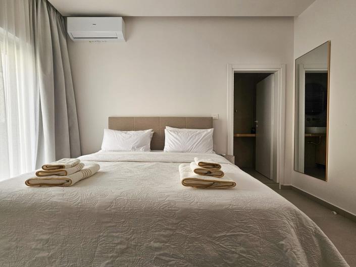 Image No.16-2 Bed Apartment for sale