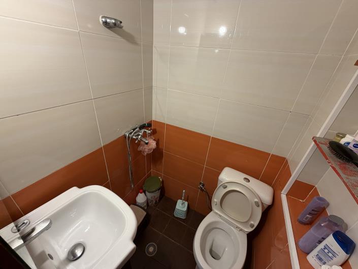Image No.11-3 Bed House for sale