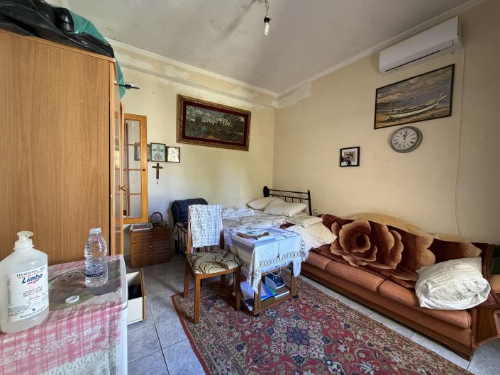 Image No.19-3 Bed House for sale