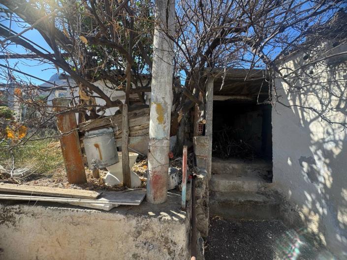 Image No.3-1 Bed House for sale