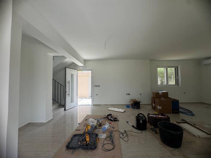 Image No.9-3 Bed House/Villa for sale