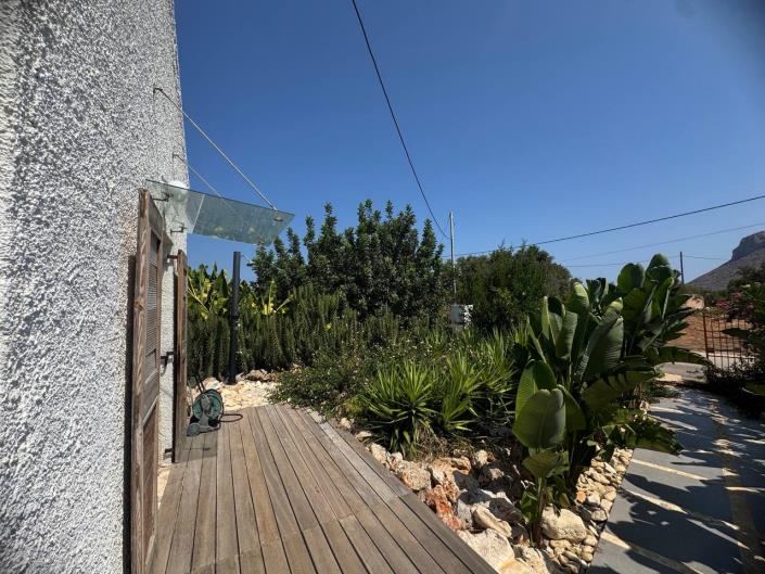 Image No.5-2 Bed House for sale