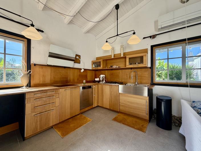 Image No.30-2 Bed House for sale