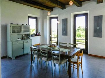 ima31953-2020-10-country-house-montottone-fermo-italy-014-758x564