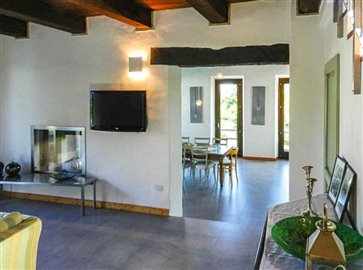 ima31953-2020-10-country-house-montottone-fermo-italy-016-758x564