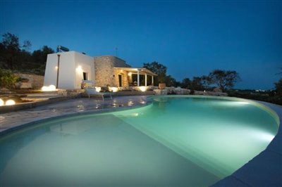 pescoluse_villa_con_piscina_vista_mare_d'amico_immobiliare_(6)_1600x1067