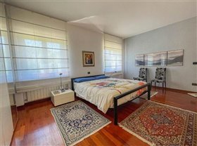 Image No.14-Maison de 5 chambres à vendre à Macerata