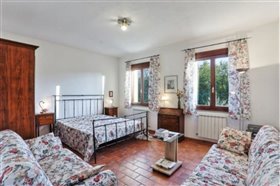 Image No.10-Maison de 4 chambres à vendre à Volterra