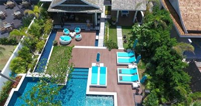 luxury-5-bed-beachfront-villas-in-boutique-re