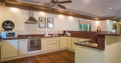 koh-samui-villas-beachside-3-bed-hua-thanon-2