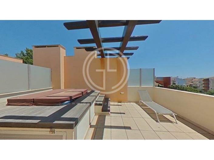 Image No.31-2 Bed Apartment for sale