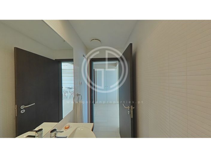 Image No.43-2 Bed Apartment for sale