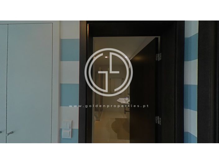 Image No.76-2 Bed Apartment for sale