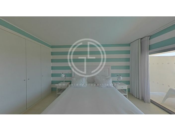 Image No.82-2 Bed Apartment for sale