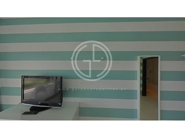 Image No.84-2 Bed Apartment for sale